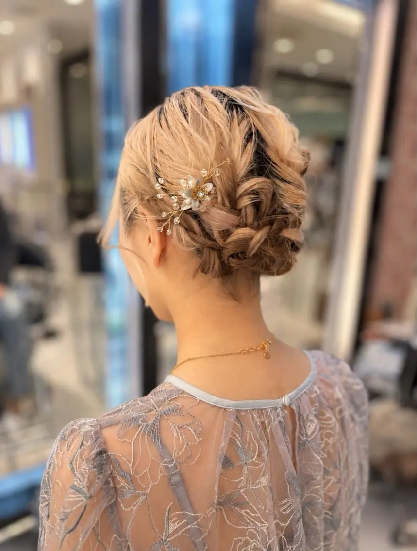 ミディアム ヘアアレンジ 成人式 結婚式・ブライダル ボブ デート ヘアセット 🌸銀座No.1パー マ🌸いでいあやのヘアスタイル
