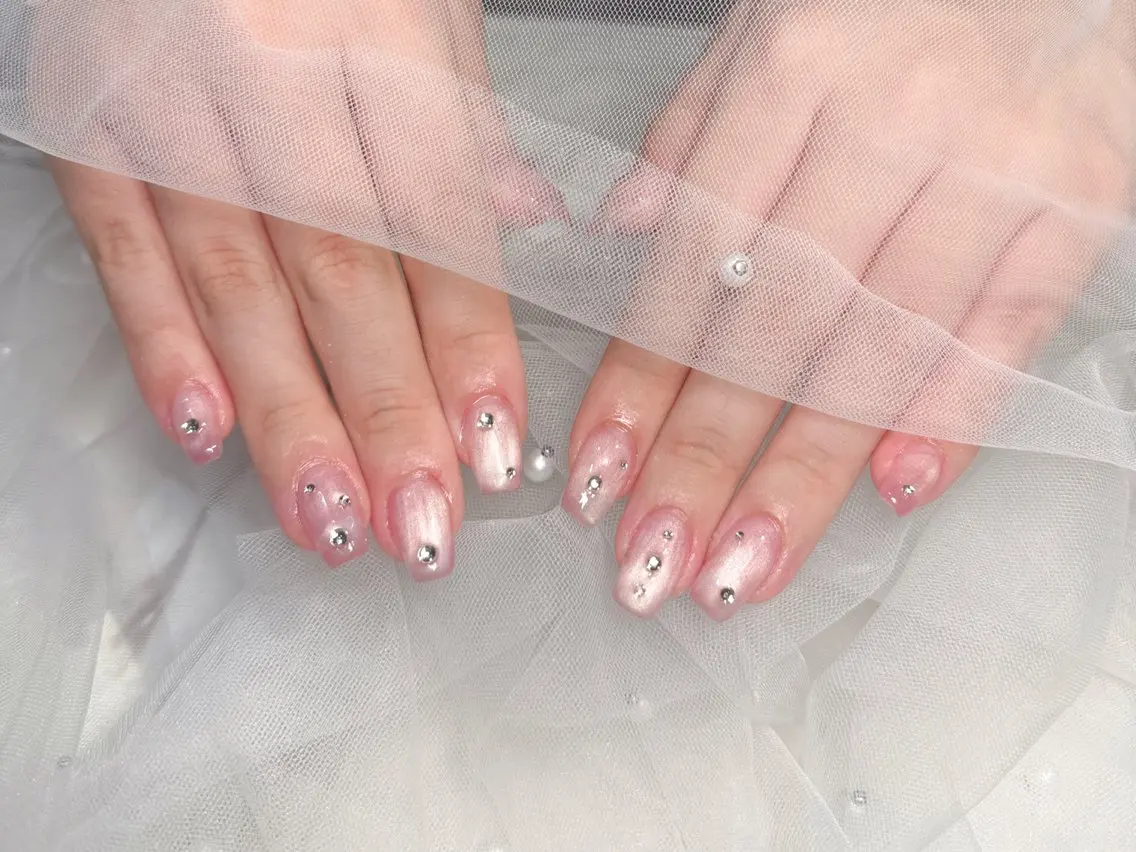 ネイル マグネットネイル ハンドネイル Reauty Nailのネイルデザイン