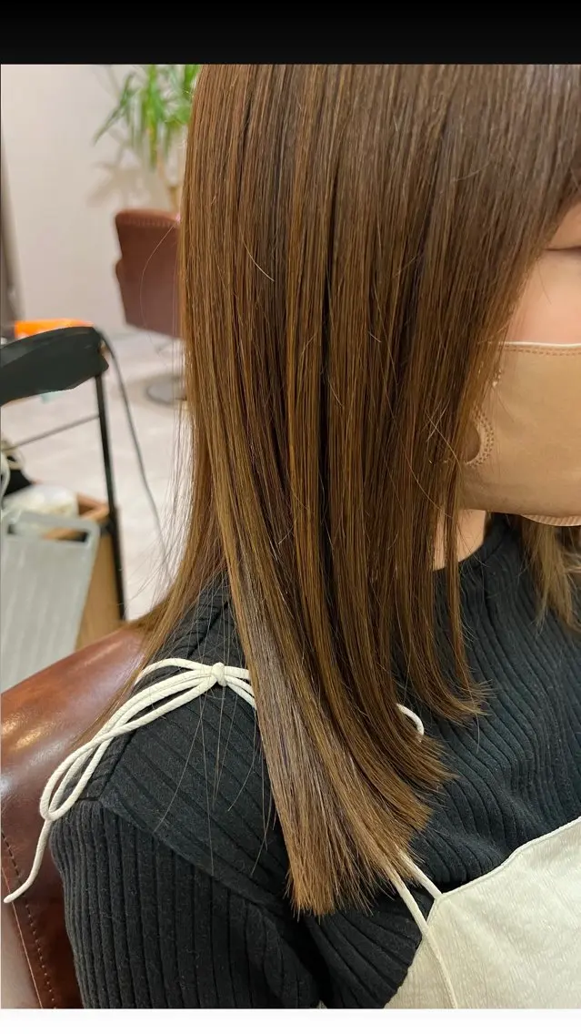 セミロング 顔周りカット レイヤーカット 佐藤 あんなのヘアスタイル