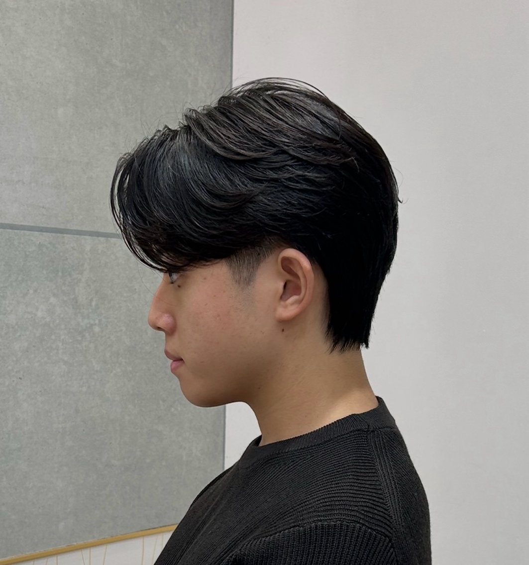 ショート パーマ メンズ カット パーマ 岩城 滉成のヘアスタイル