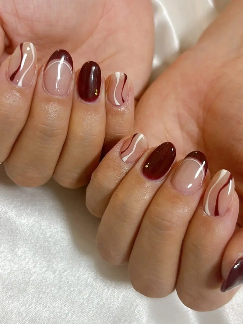 ネイル アニマル柄 オーロラネイル フットネイル フレンチネイル ジェルネイル ハンドネイル mogunail &blowのネイルデザイン
