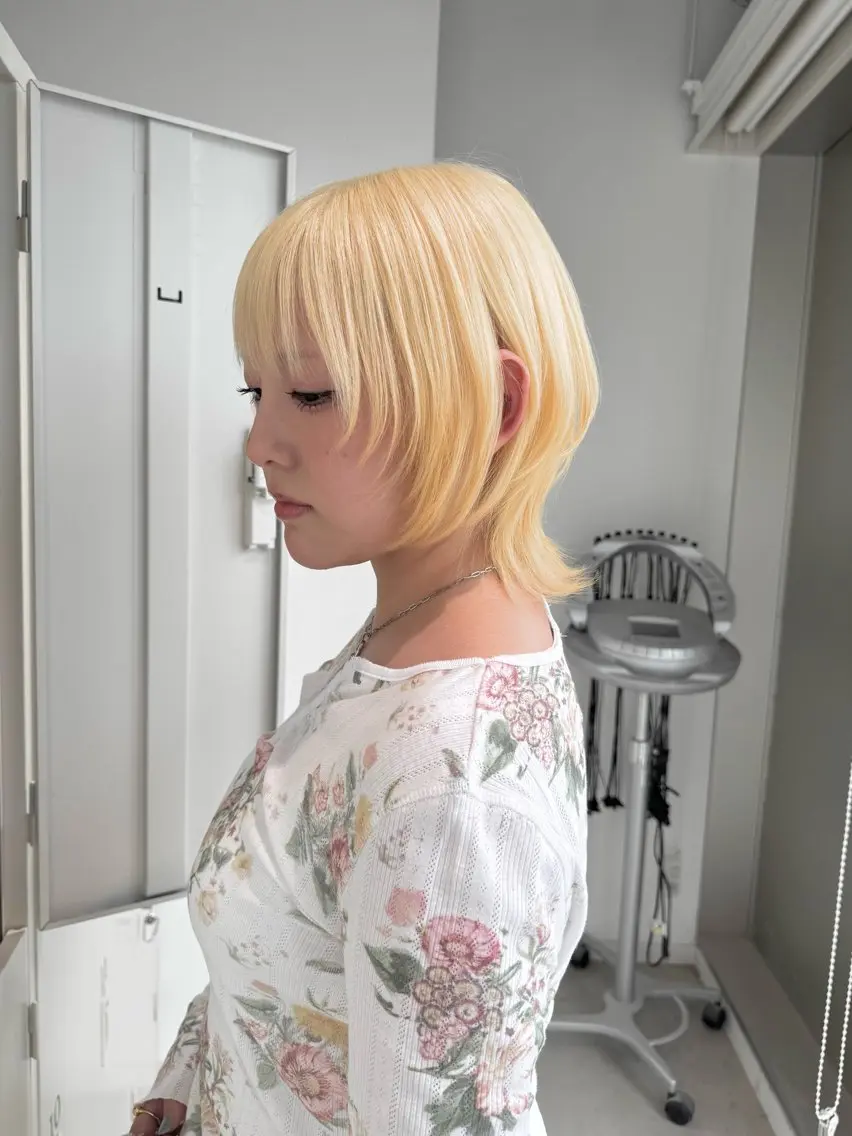 ショート カラー ヘアカラー トリートメント 店長 MANAMI 艶カラー／骨格ボブのヘアスタイル