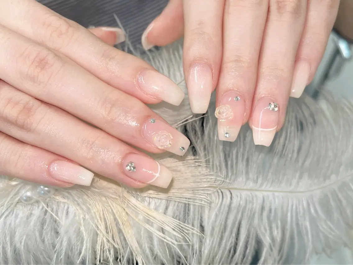 ネイル Glow Nail スカルプ専門店のネイルデザイン