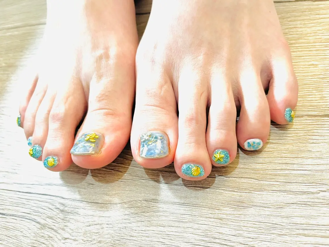 ネイル フットネイル nail atelier  Rのネイルデザイン