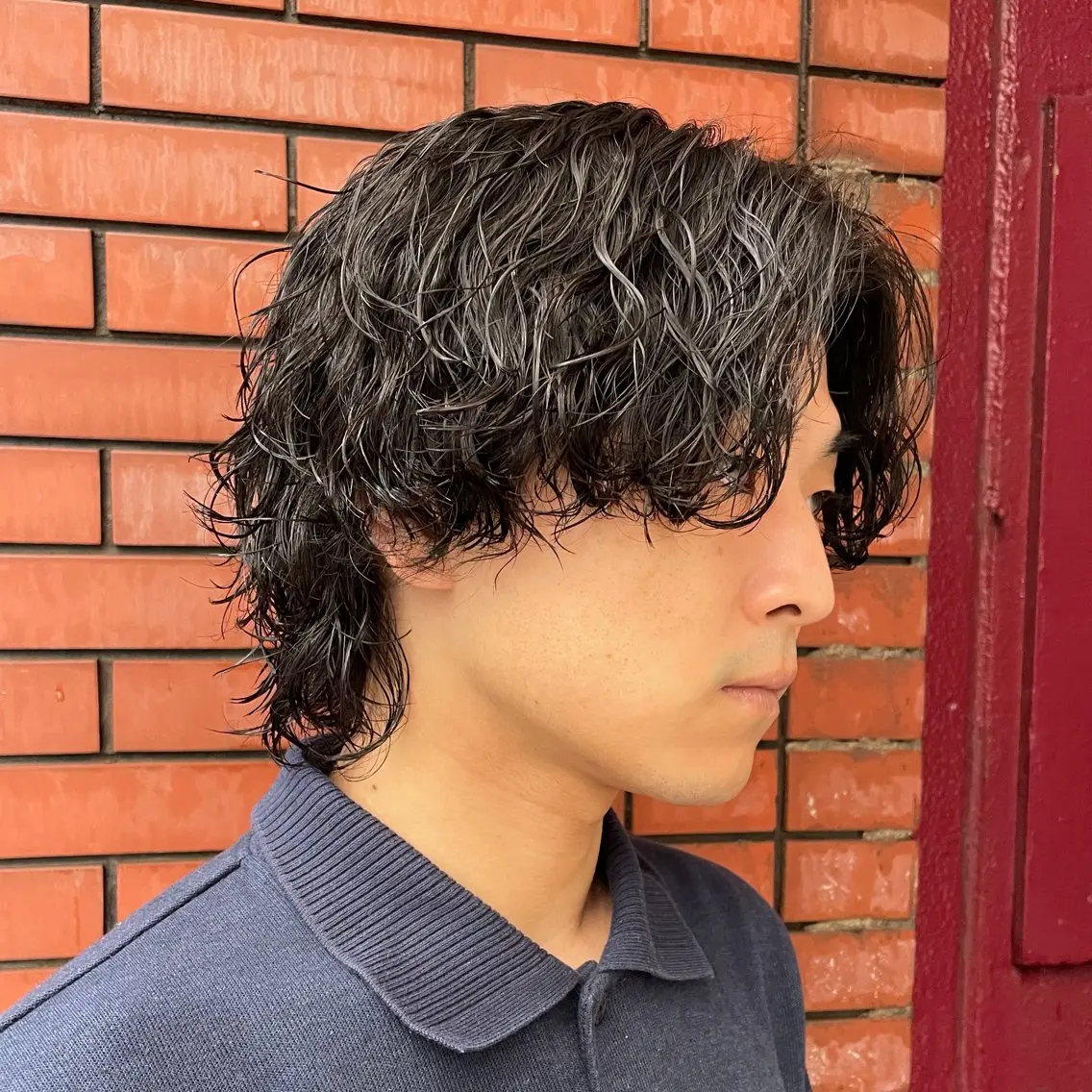 ミディアム パーマ メンズ ミディアムパーマ メンズパーマ 波巻きパーマ スパイラルパーマ カット パーマ 【柏メンズパーマ職人 】店長 KAZUMAのヘアスタイル