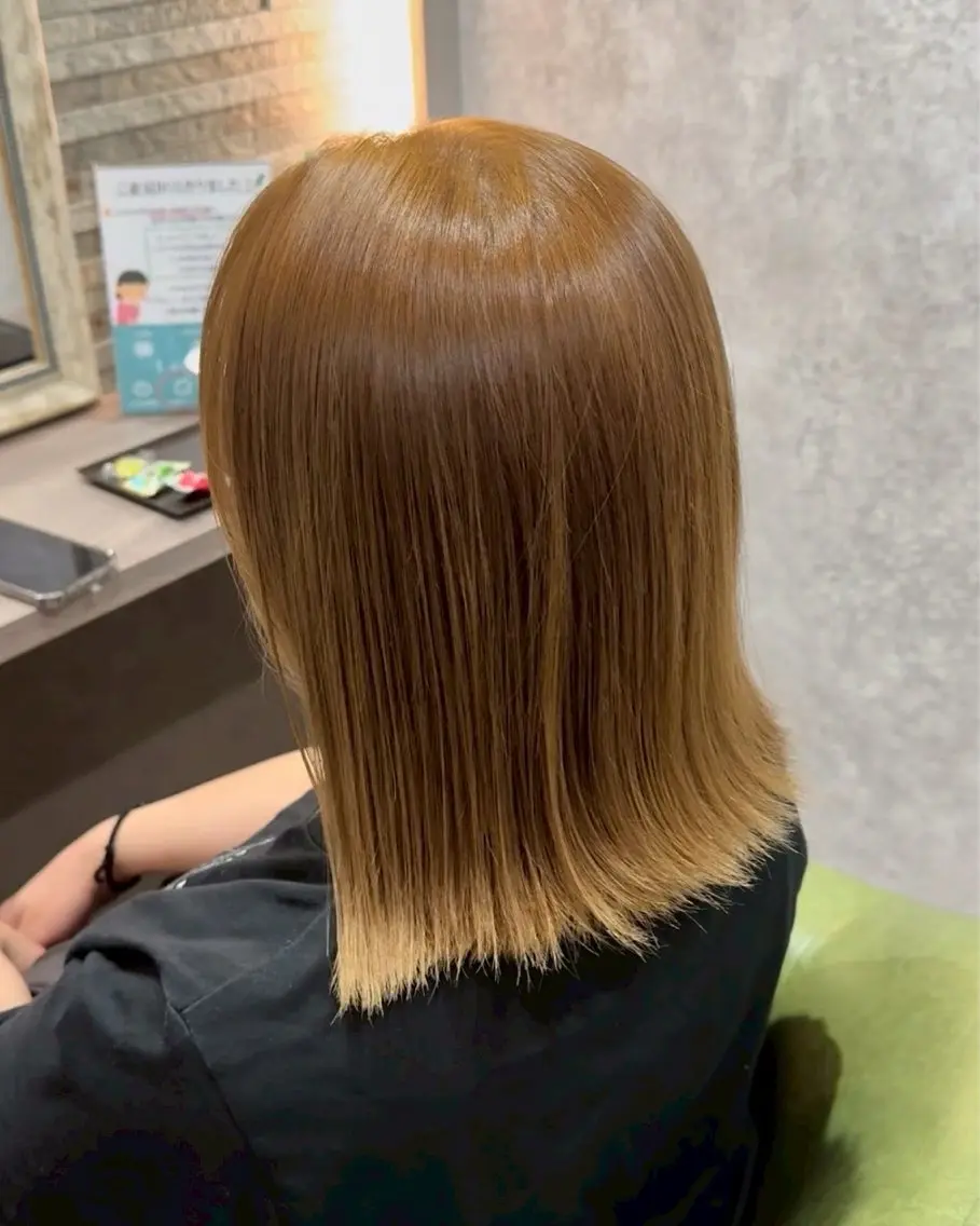 カラー ヘアカラー 畑内 花凛のヘアスタイル