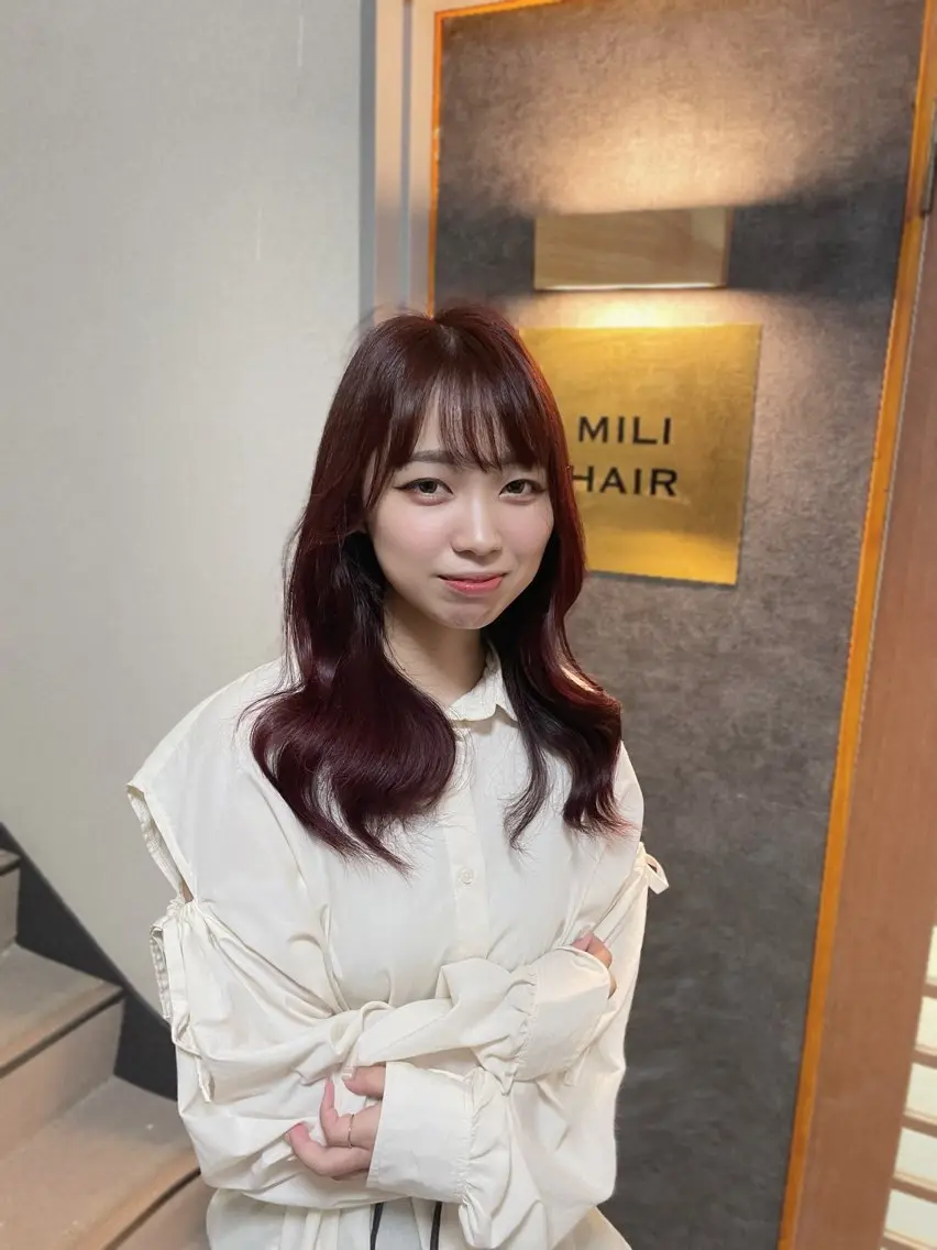 セミロング ヘアカラー ))ブリーチ特化(( 渡邉 怜のヘアスタイル