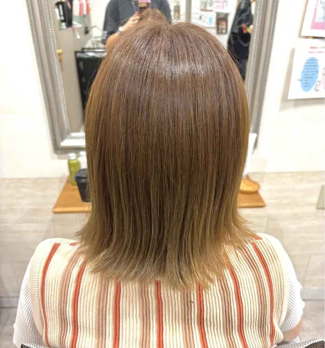 ミディアム カラー ヘアカラー 堀川 希歩のヘアスタイル