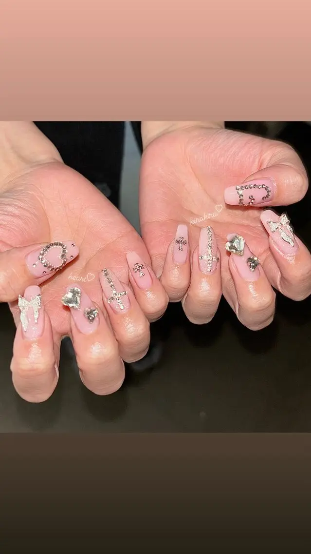 ネイル ハンドネイル Sii nail 🤍SAKIのネイルデザイン