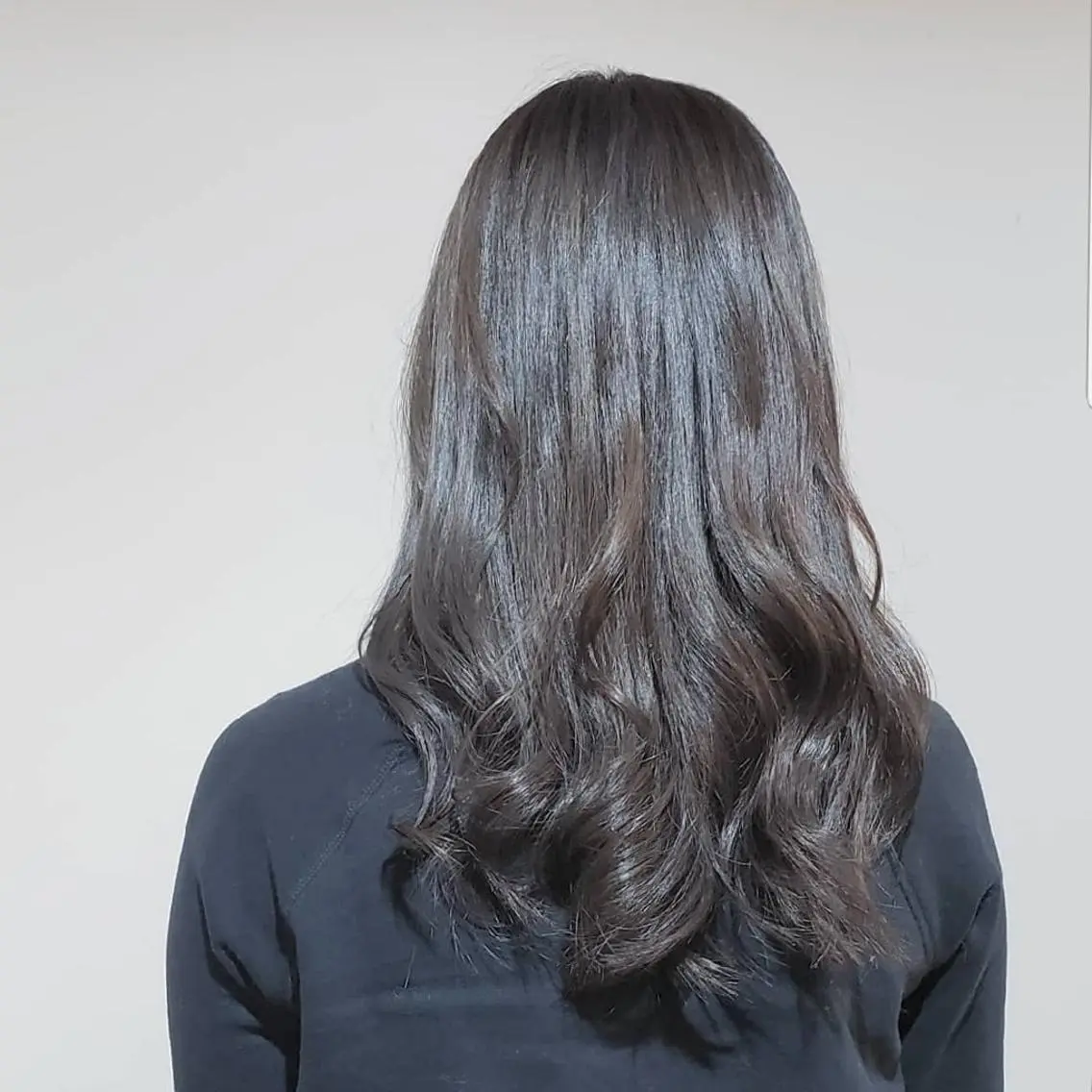 ロング ヘアカラー トリートメント 🇰🇷透明感×ハイ トーン🌟tomoのヘアスタイル
