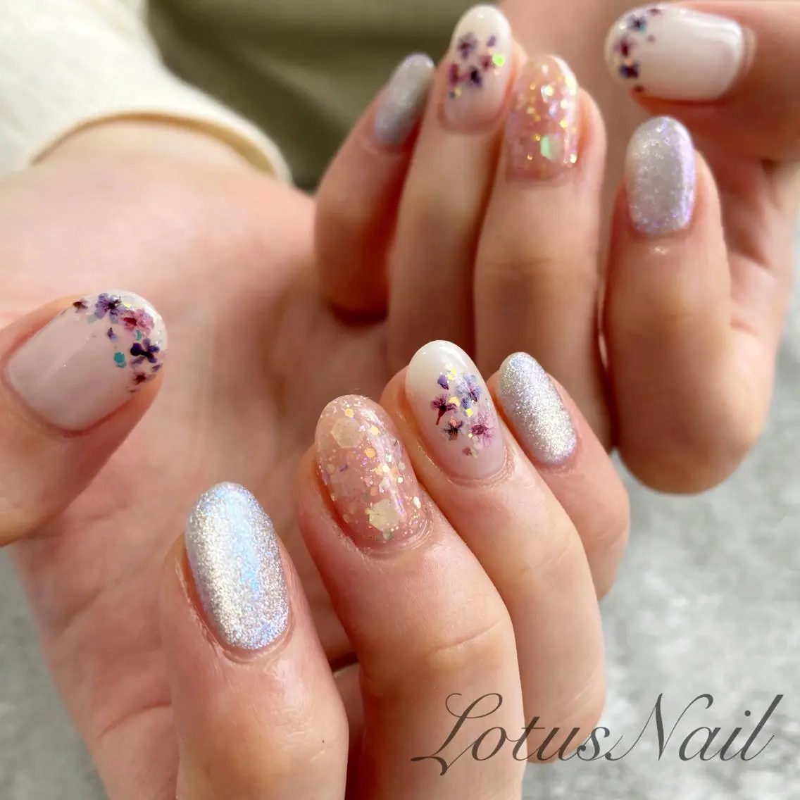 ネイル ジェルネイル 春ネイル ハンドネイル Lotus Nailのネイルデザイン