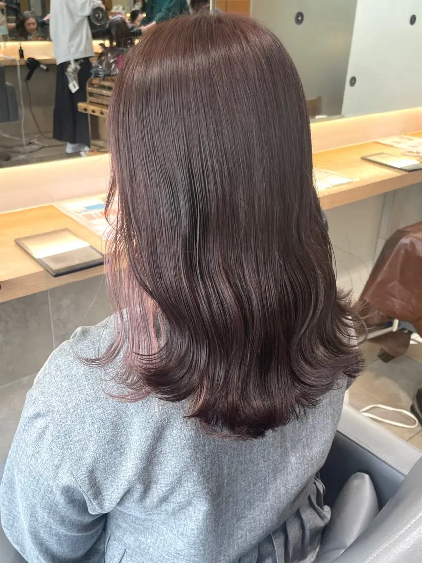 ミディアム カラー ヘアカラー 佐藤 梨里花 ❤︎のヘアスタイル