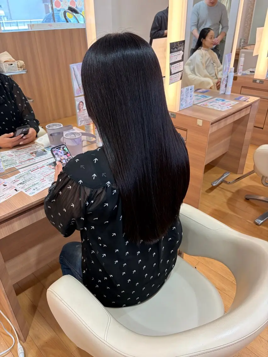 ロング 縮毛矯正 トリートメント 岡 愛梨のヘアスタイル