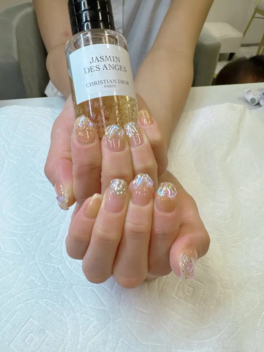 ネイル ボルドー ドット フットネイル フレンチネイル ジェルネイル ハンドネイル Queeens nailのネイルデザイン
