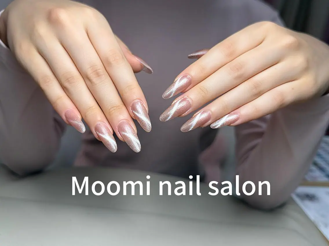 セミロング ハンドネイル Moomi nail salonのネイルデザイン