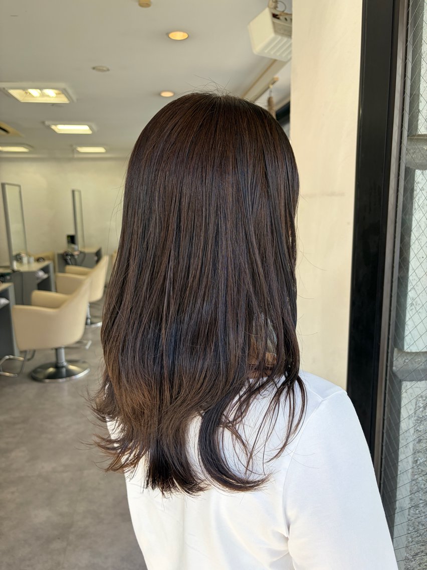 セミロング カラー ベージュカラー オリーブベージュ ヘアカラー トリートメント 【SiLO】 nanamiのヘアスタイル