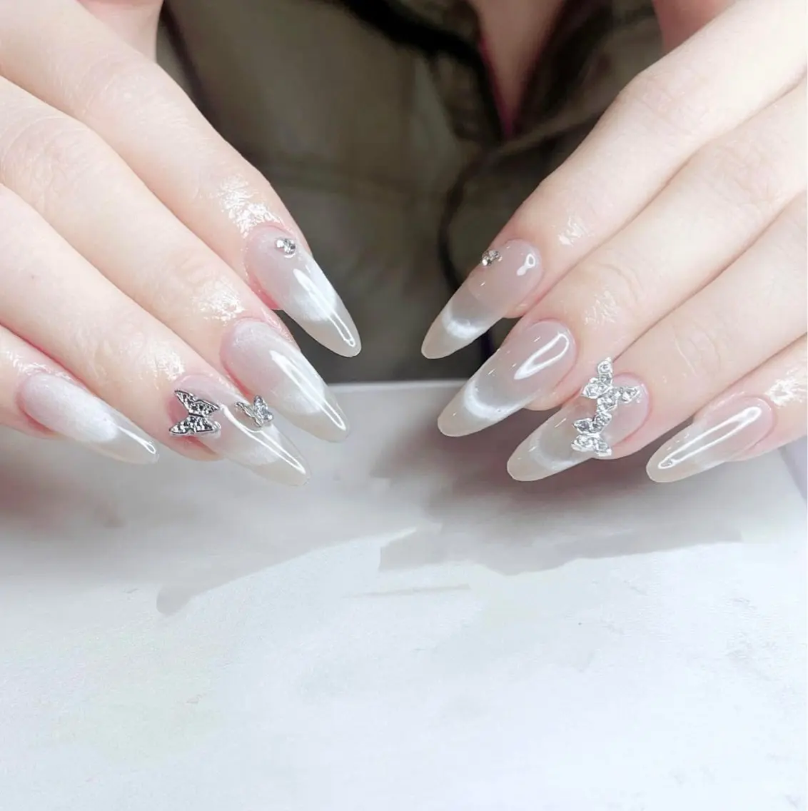 ネイル HIN NAILのネイルデザイン