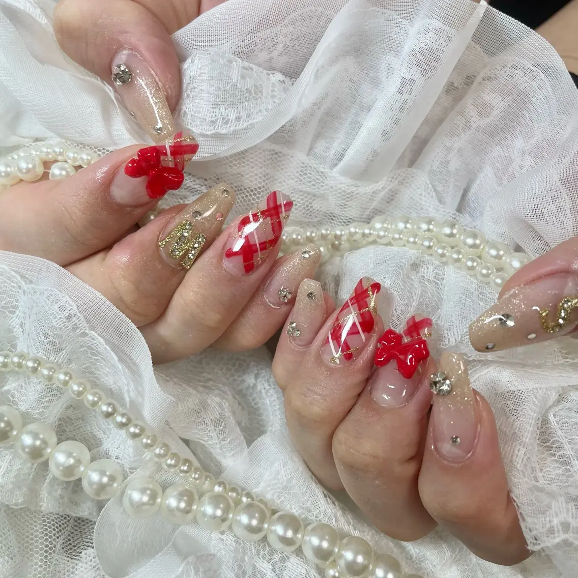 ネイル 赤色 ハンドネイル 🎀AYAKO 🎀中韓ネイルのネイルデザイン