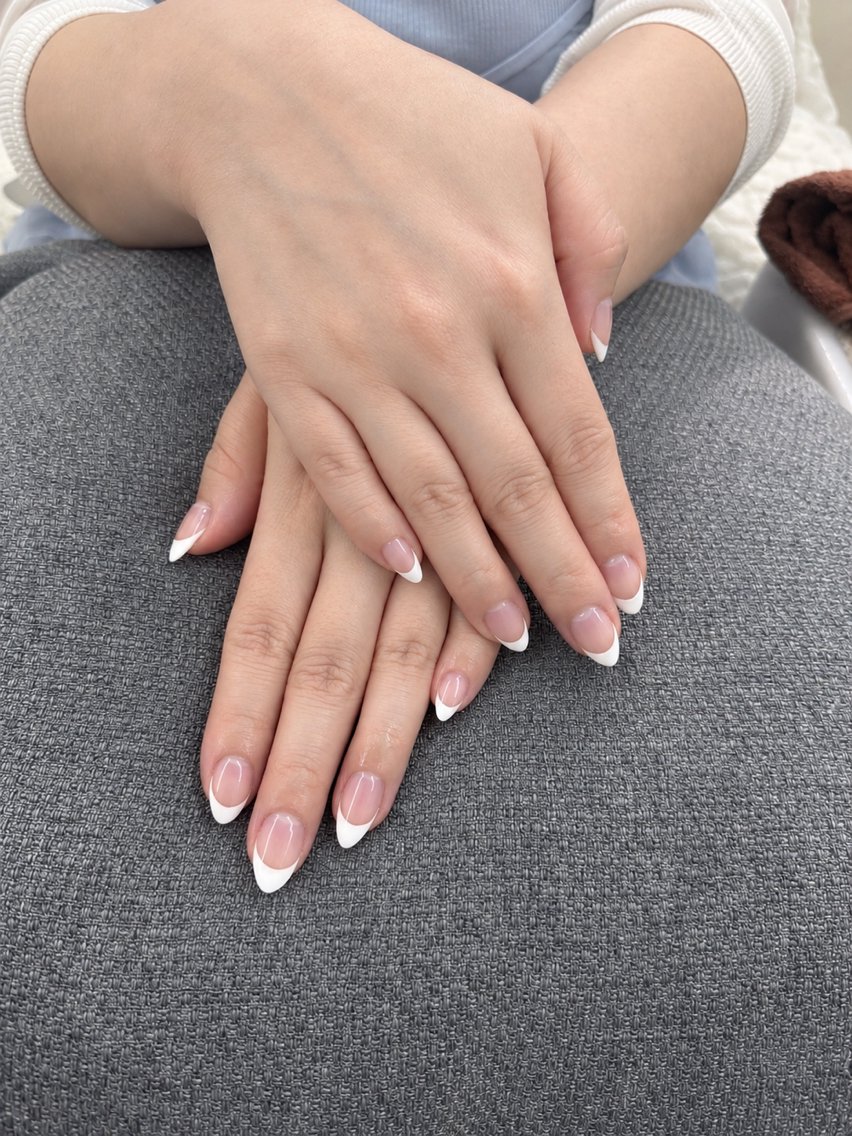 ネイル フレンチネイル LUCULIA 武田のネイルデザイン