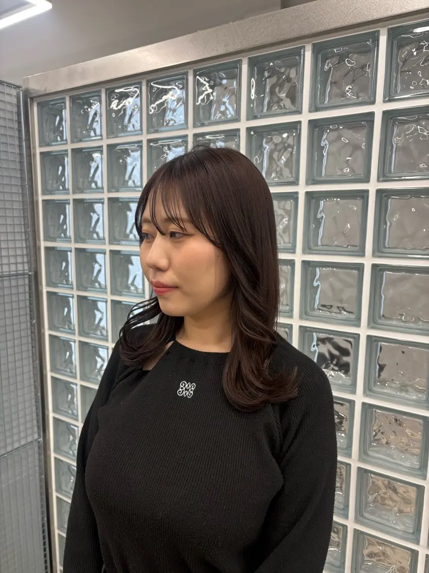セミロング カラー ブラウンカラー 透明感カラー 顔周りカット カット ヘアカラー M Y Uのヘアスタイル
