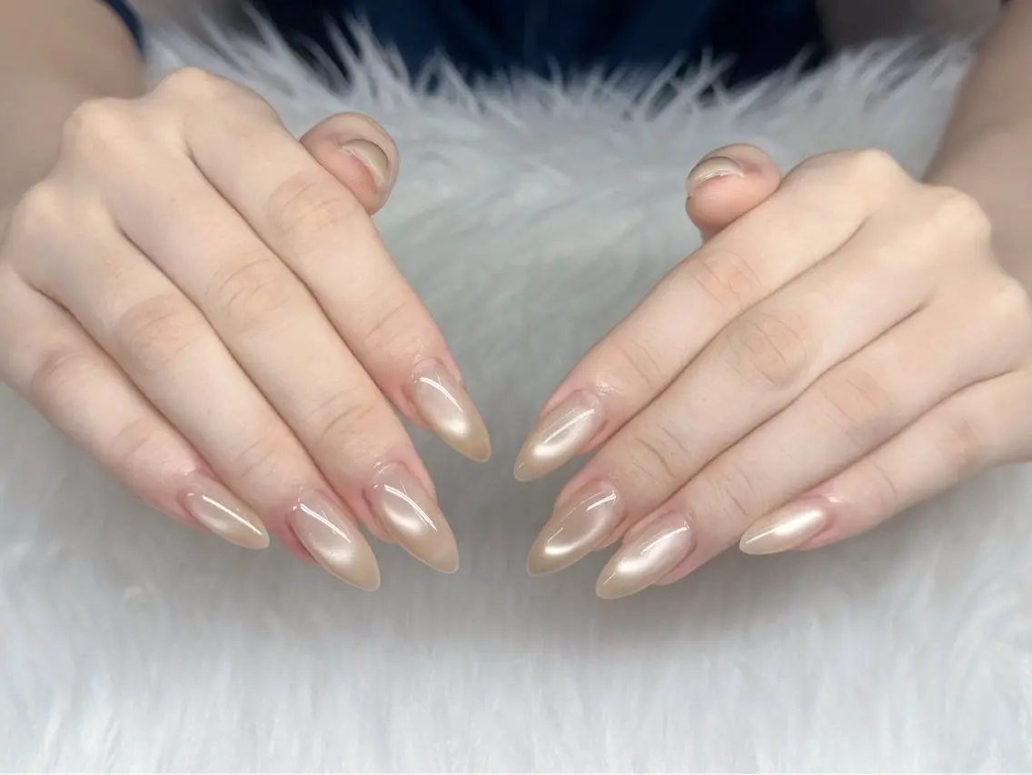ネイル 韓国ネイル マグネットネイル シンプルネイル ネイルチップ ワンホンネイル ハンドネイル GOHOUBI Nail 心斎橋店のネイルデザイン