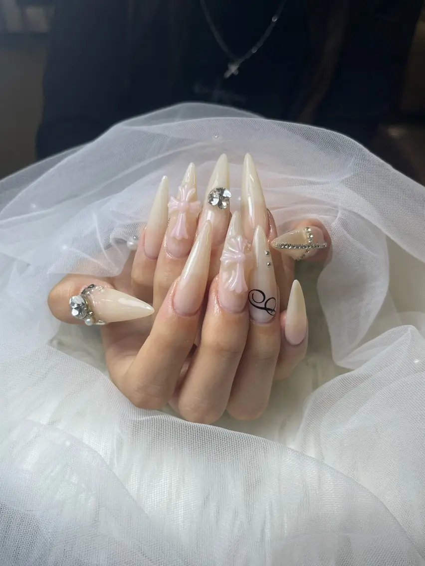 ネイル ハンドネイル NiJi Nailsのネイルデザイン