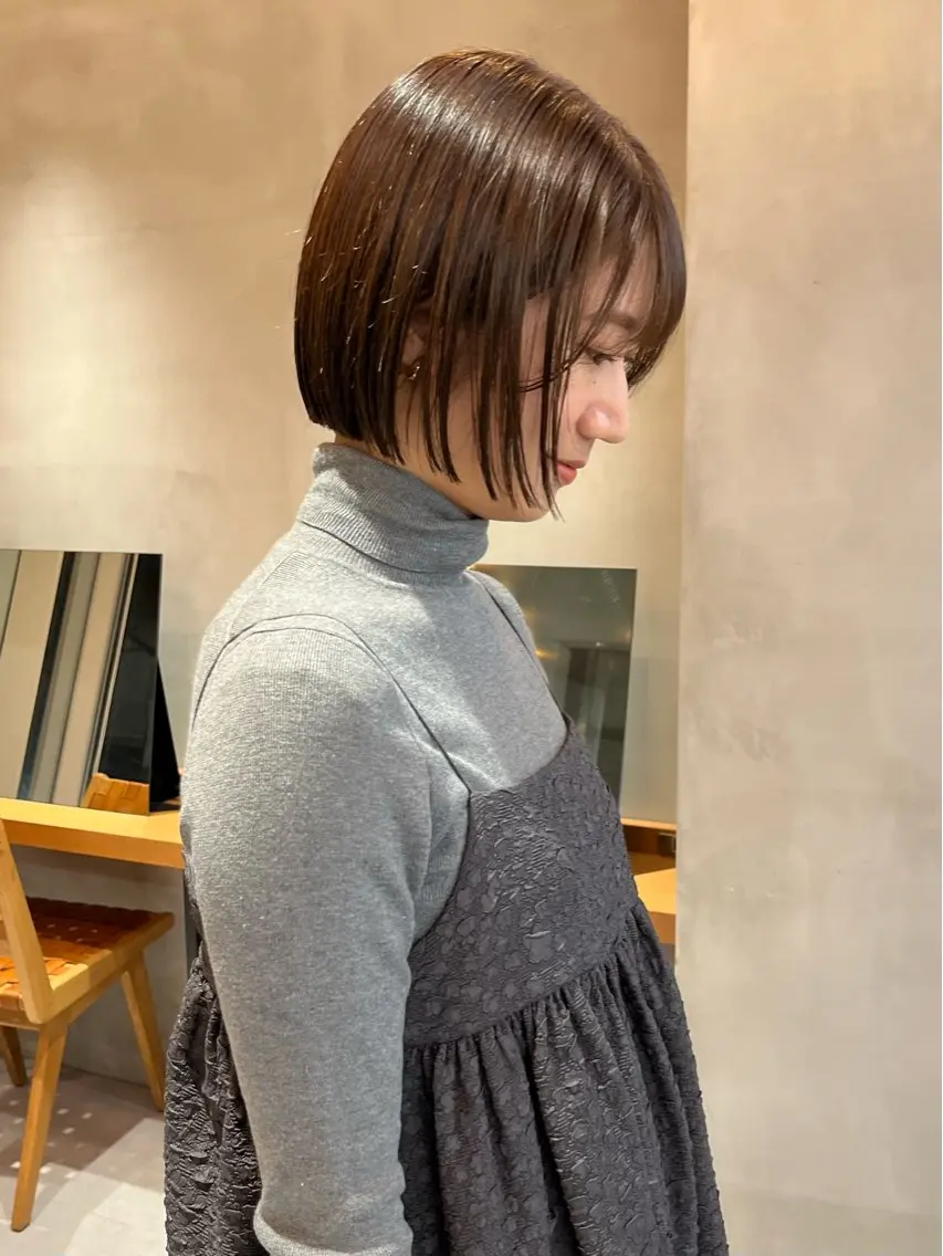 ミディアム カラー ヘアカラー トリートメント 縮毛矯正ボブ&顔まわ レイヤー♡TOMOEのヘアスタイル