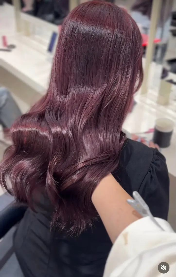 ロング ヘアカラー トリートメント ヘアセット 💗暖色カラー💗 ツヤ髪💗Mayaのヘアスタイル