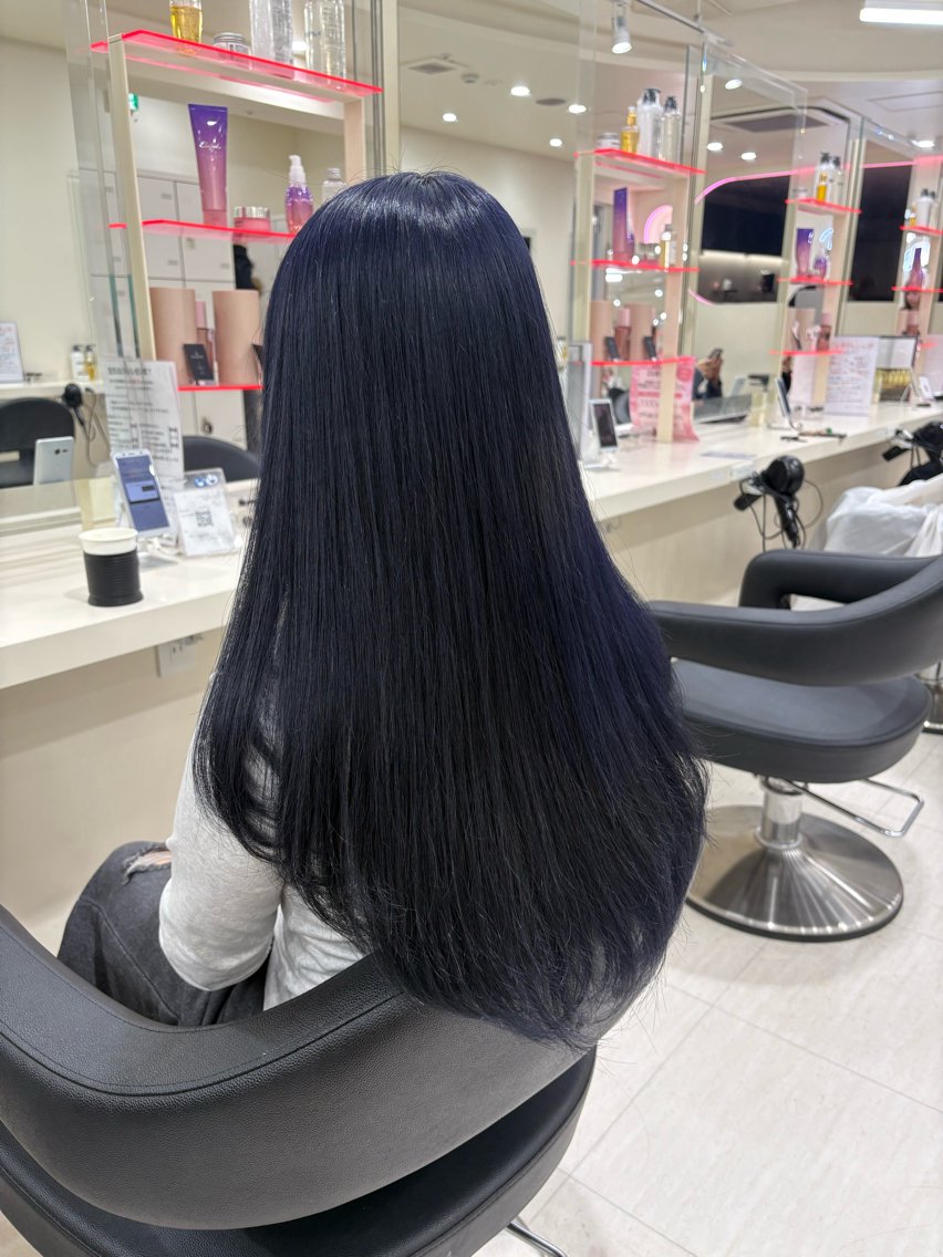 カラー 黒髪 ブルーカラー ブルーブラック ヘアカラー 💎色落ちまで綺麗 寒色HARUKA💎のヘアスタイル