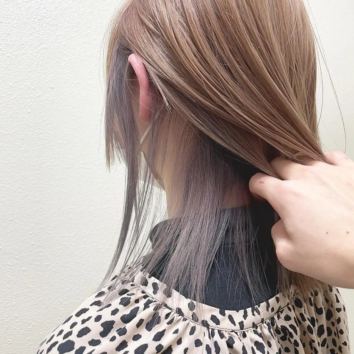 ミディアム カラー パーマ ヘアアレンジ メンズ キッズ ネイル マツエク・マツパ アイブロウ メンズバレイヤージュ メンズブリーチ メンズハイライト メンズインナーカラー メンズ韓国風 切りっぱなしヘアボブ ミディアムヘアRYOのヘアスタイル