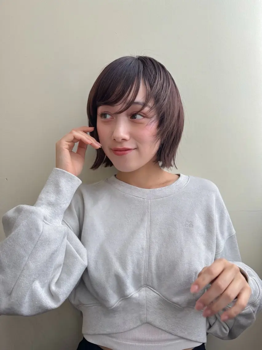 ショート カラー 切りっぱなしボブ ボブレイヤー ボブ レイヤーカット ウルフカット 透明感/縮毛/ボブ CHIHIROのヘアスタイル