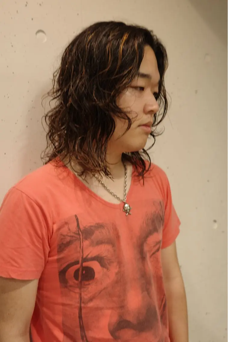 ミディアム パーマ ミウラ ハナキのヘアスタイル