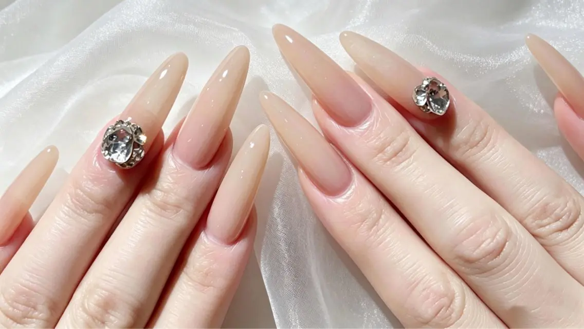 ネイル 成人式 フラッシュネイル フットネイル ジェルネイル 卒業式 mione_ou nail salonのネイルデザイン