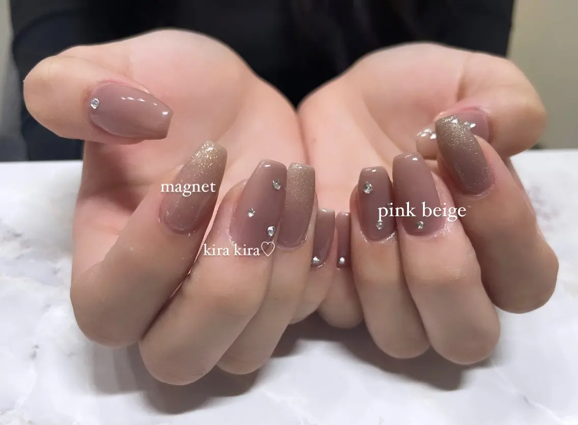 ネイル ストーンネイル ハンドネイル nail salon Talのネイルデザイン