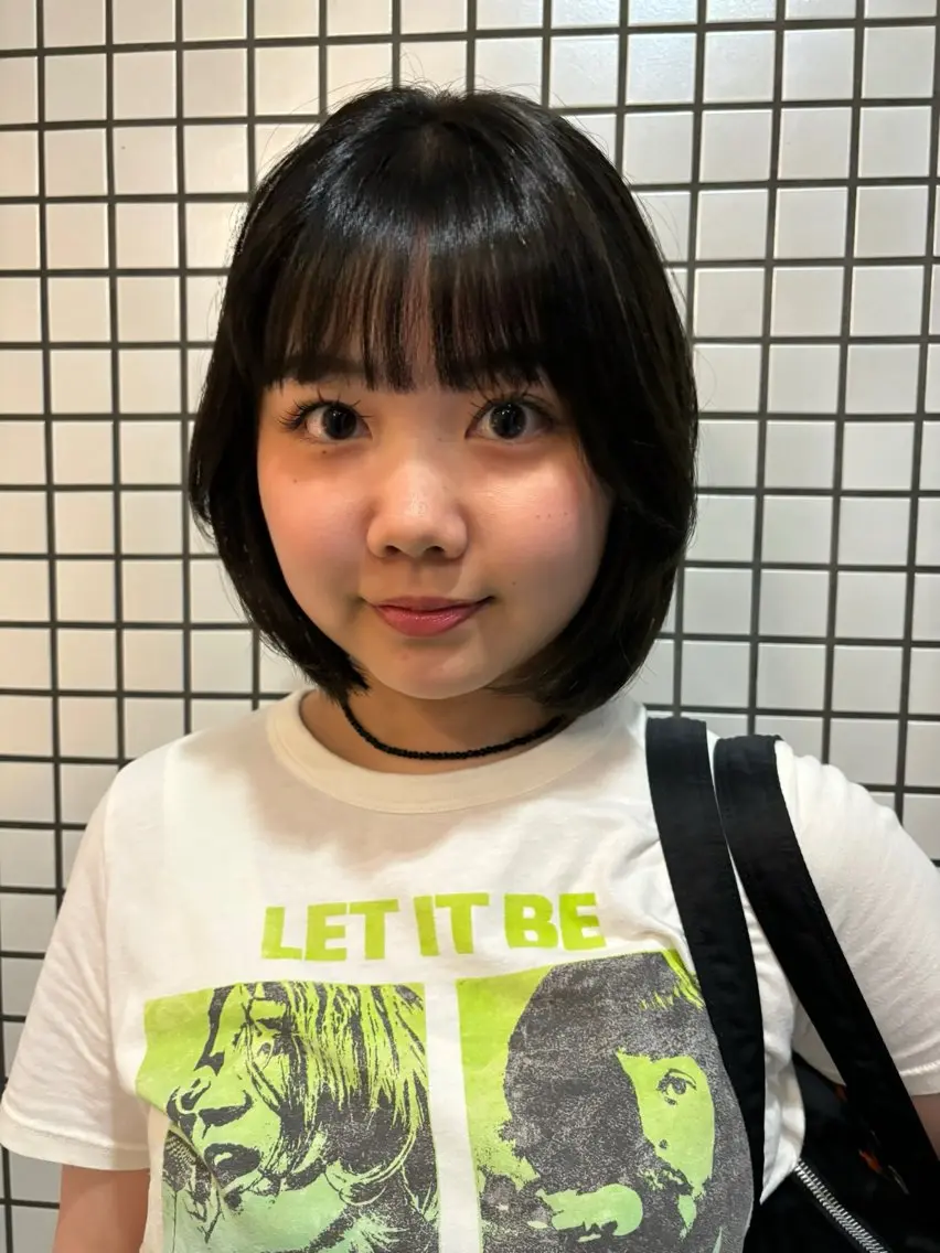 ショート ヘアカラー サ エのヘアスタイル