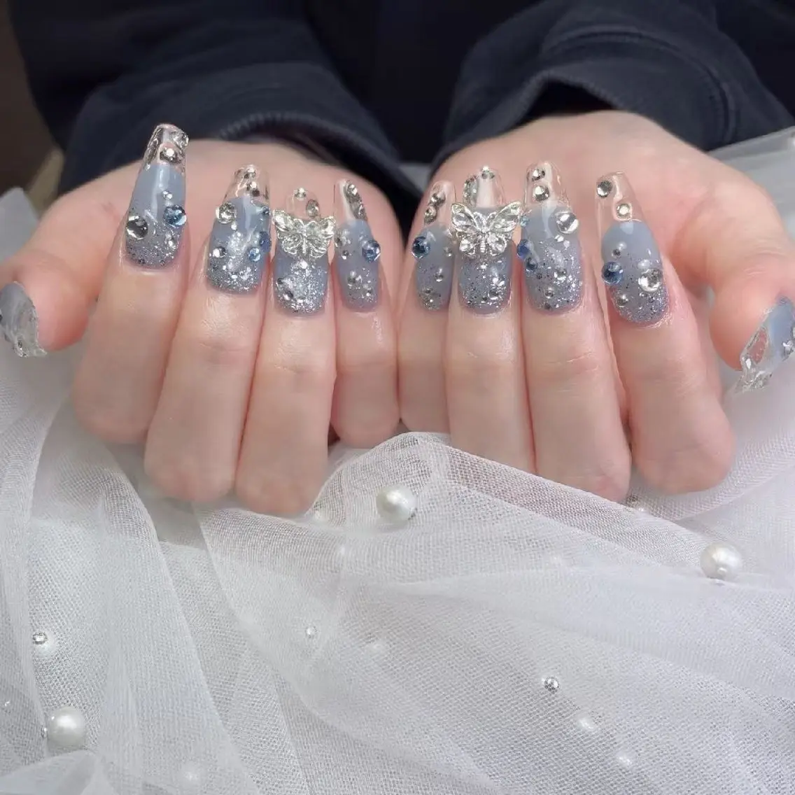 ネイル ENsalon AKIRAのネイルデザイン