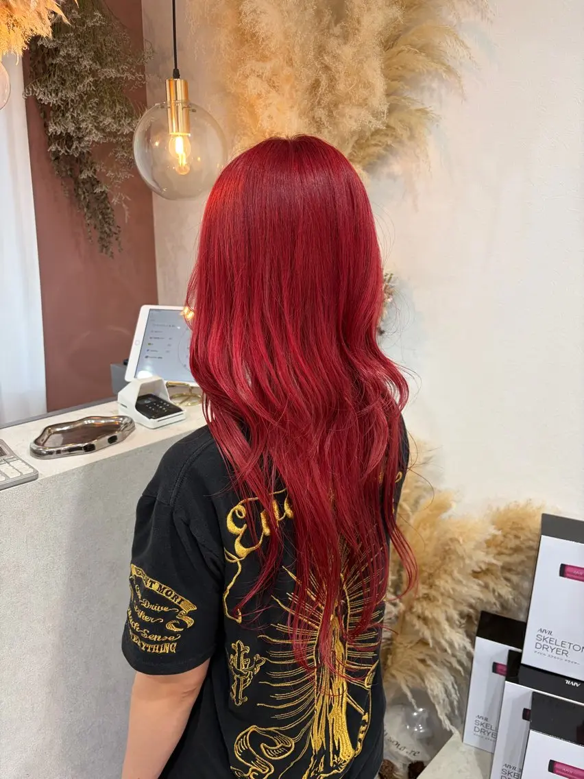 ロング カラー ヘアカラー yuumi 👱🏻‍♀️のヘアスタイル