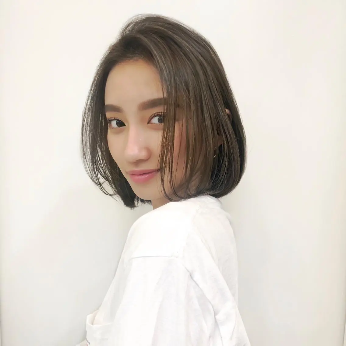 ショート カラー ヘアアレンジ KONOMI スタイリストのヘアスタイル