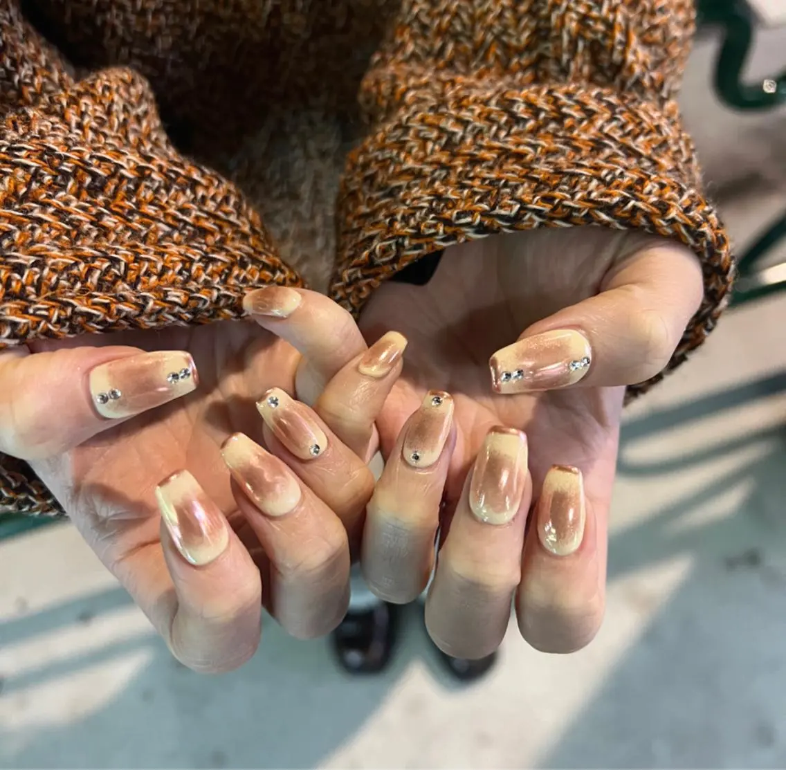 ネイル チークネイル ジェルネイル 韓国ネイル ミラーネイル 持ち込み LeaLea nails.のネイルデザイン