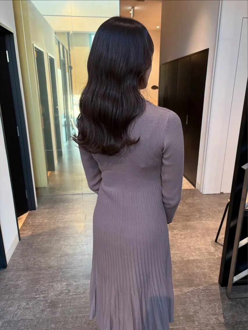 セミロング カラー 透明感カラー カット ヘアカラー mao | 柔らか艶カラー🫧のヘアスタイル