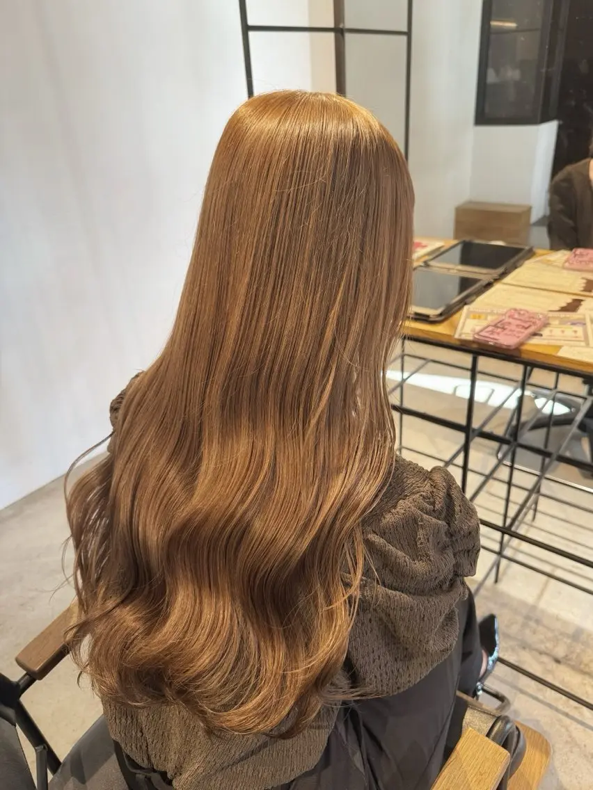 ロング カット ヘアカラー トリートメント ベージュカラー/新潟 カラー特化/落合優吾のヘアスタイル