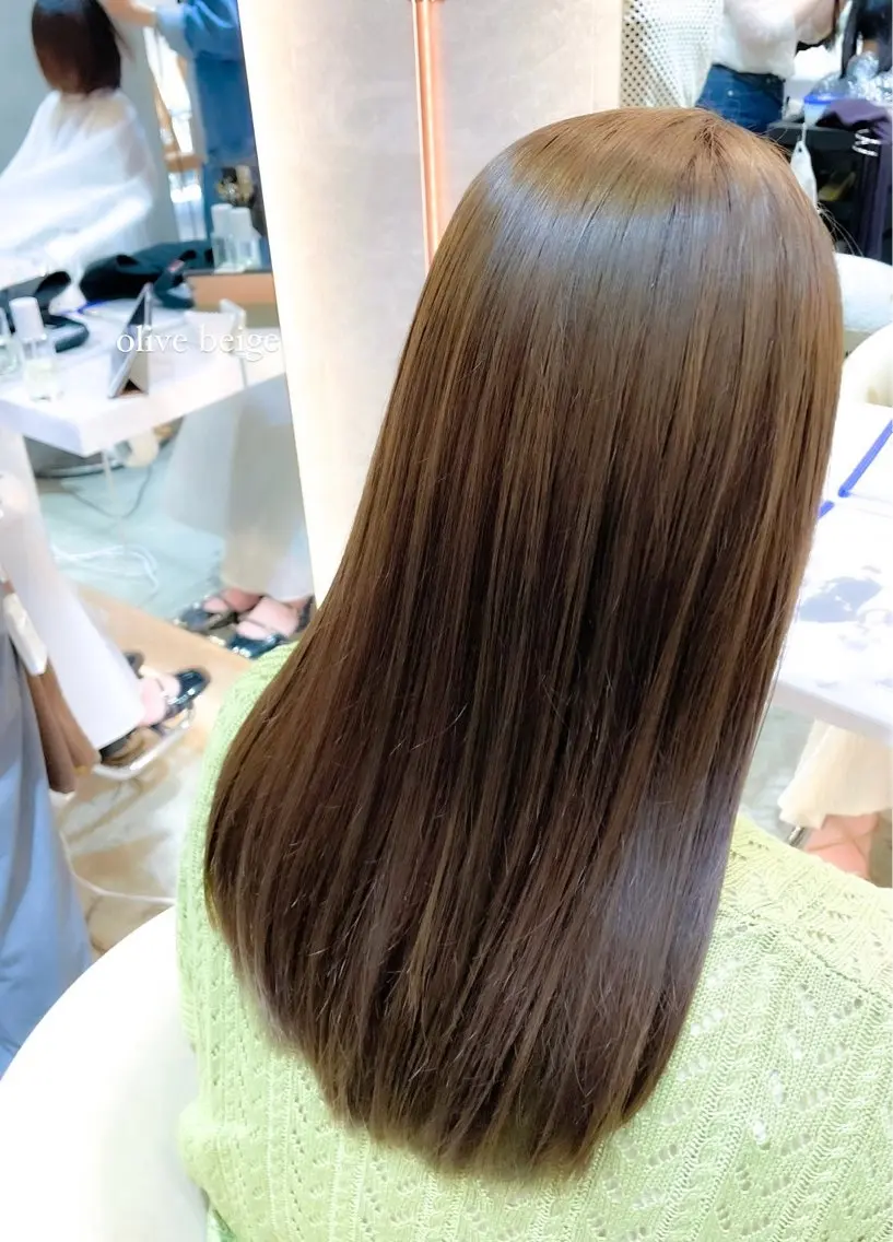 ロング カット ヘアカラー トリートメント 透明感カラー／韓国 レイヤーmomokaのヘアスタイル