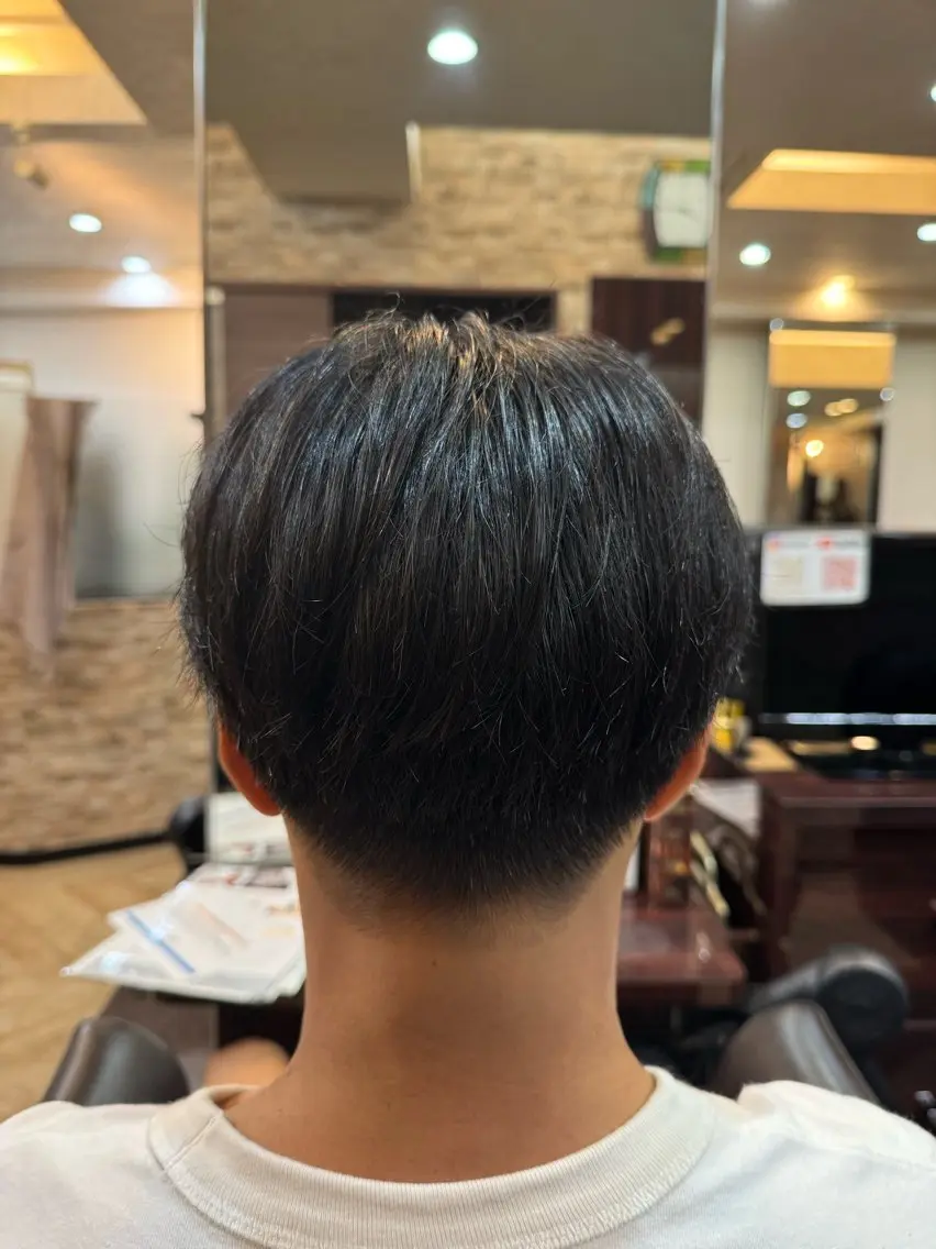 ショート メンズ カットモデル募集長澤 拓弥のヘアスタイル