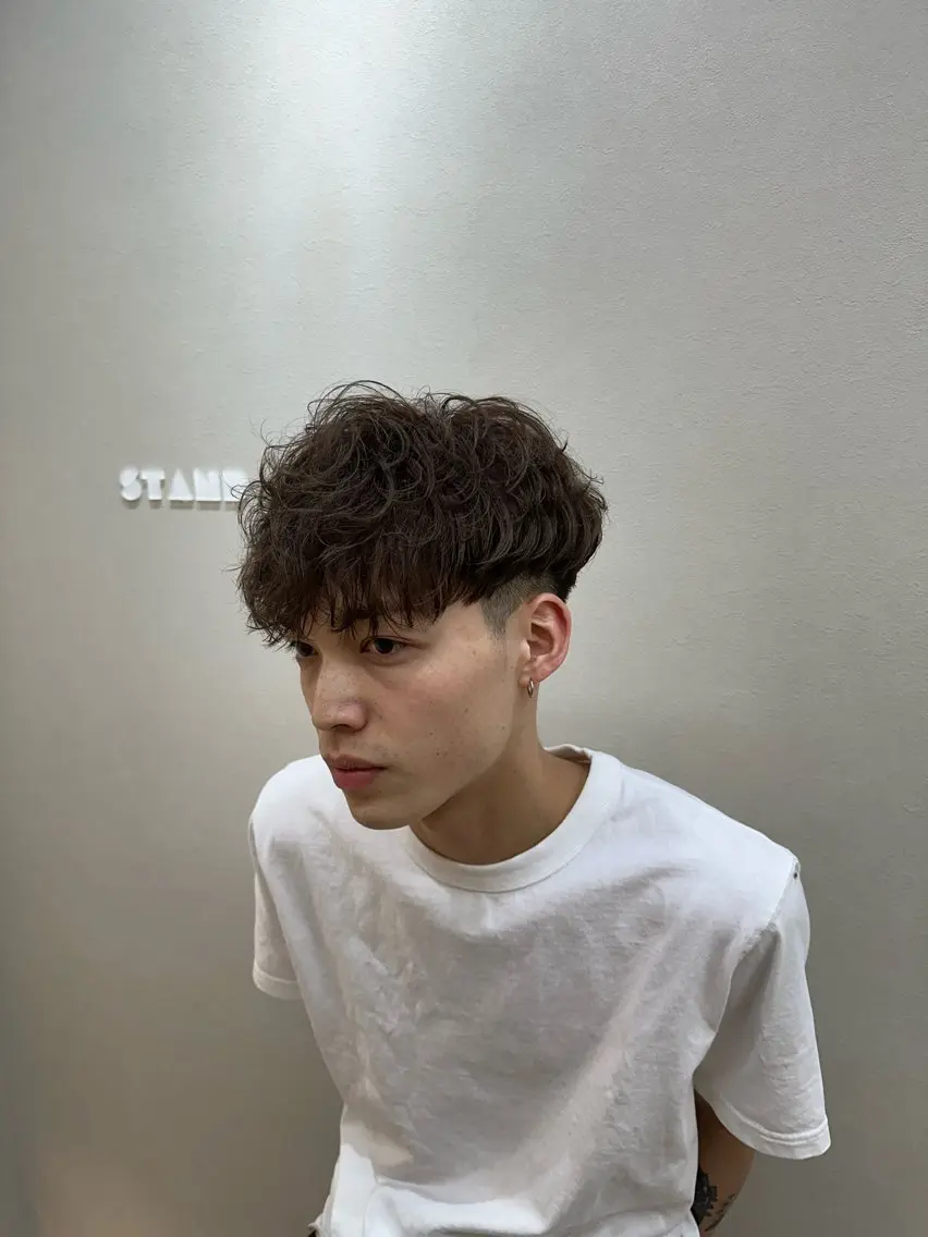 メンズ ヘアカラー トリートメント 古賀 光のヘアスタイル