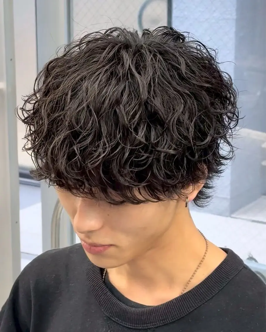 パーマ メンズ メンズパーマ 波巻きパーマ OVARLメンズ 特化⚜️/りゅーがのヘアスタイル