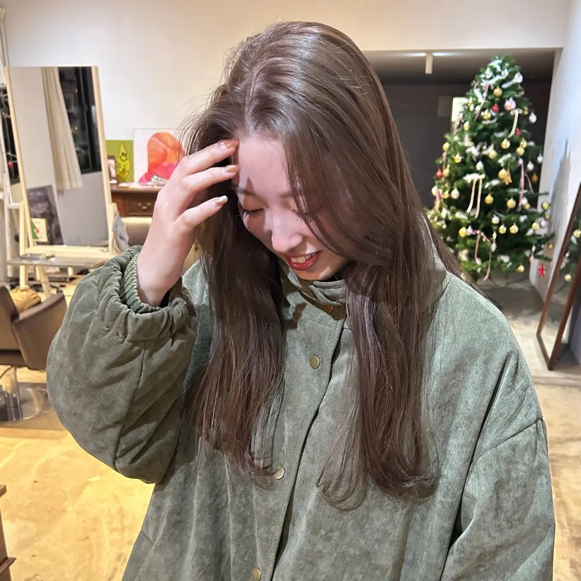 ロング hinari/透明感 /似合わせカラーのヘアスタイル