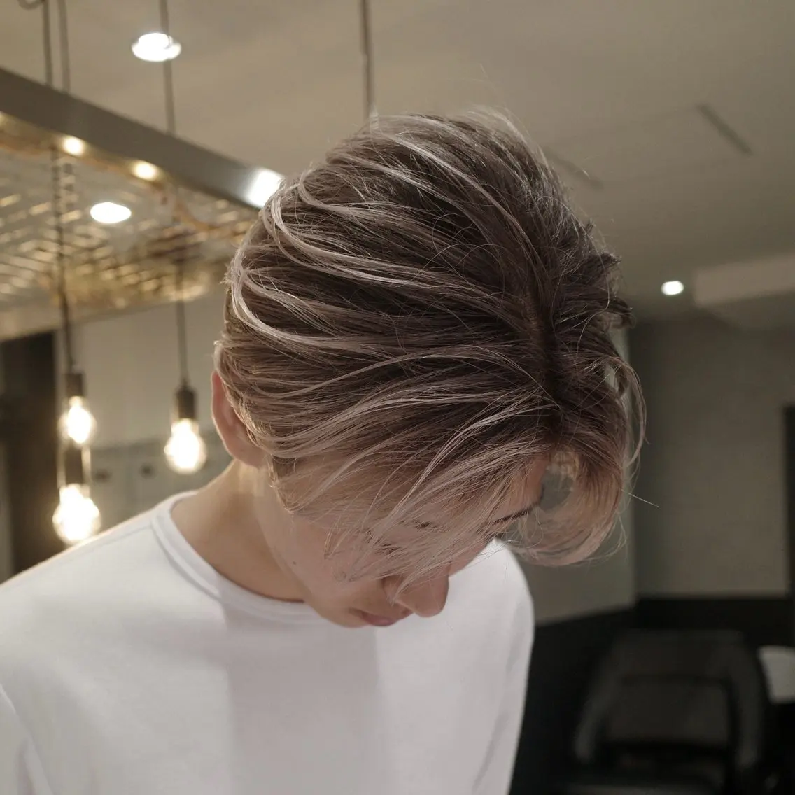 カラー メンズ ヘアカラー アクティブショート／ メンズブリーチカラーのヘアスタイル