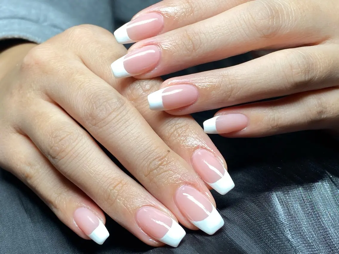 ネイル アートネイル チークネイル 長さ出し フラッシュネイル フットネイル Nail Ann【西川口店】のネイルデザイン