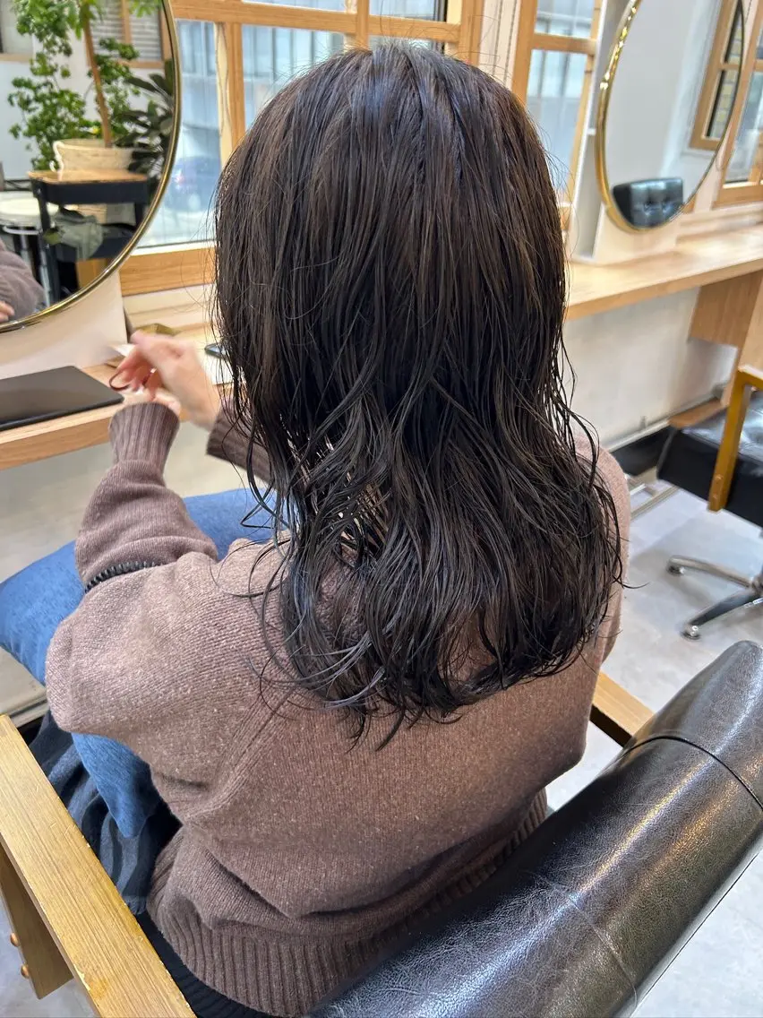 セミロング カラー カット ヘアカラー トリートメント CARICIA 白木 由里加/新栄のヘアスタイル