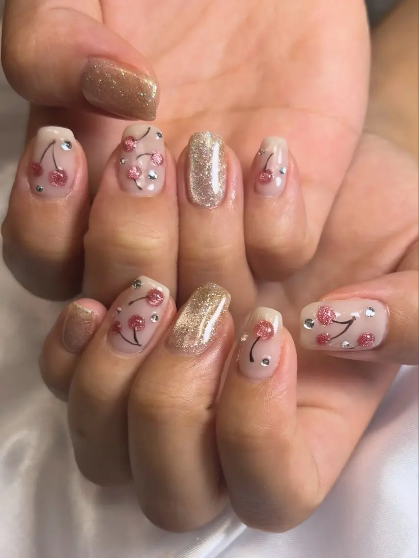 ネイル ハンドネイル SASAKI YUKIのネイルデザイン